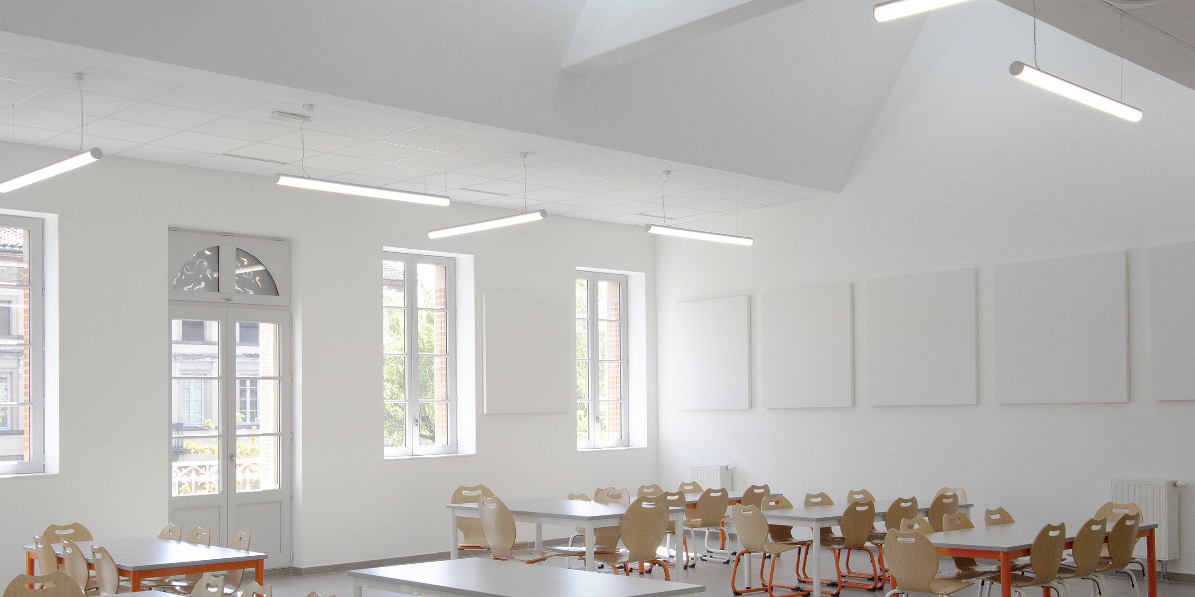 Photographie de l'intérieur d'une salle de classe